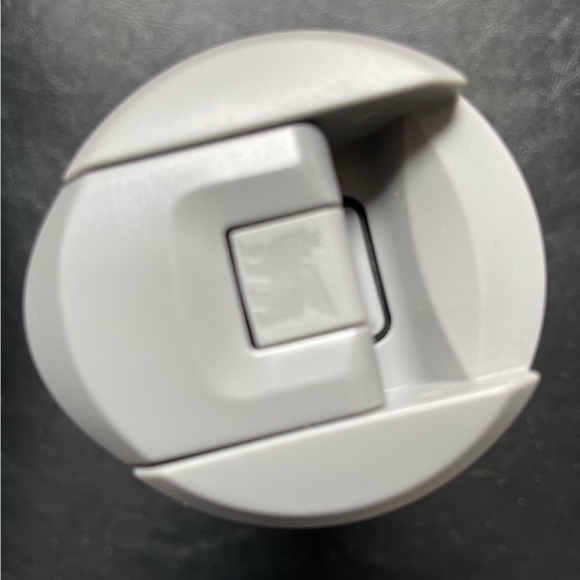 NWT-Stanley 16oz Stainless Steel AeroLight Transit Bottle in Lapis Glimmer - Picture 5 of 6